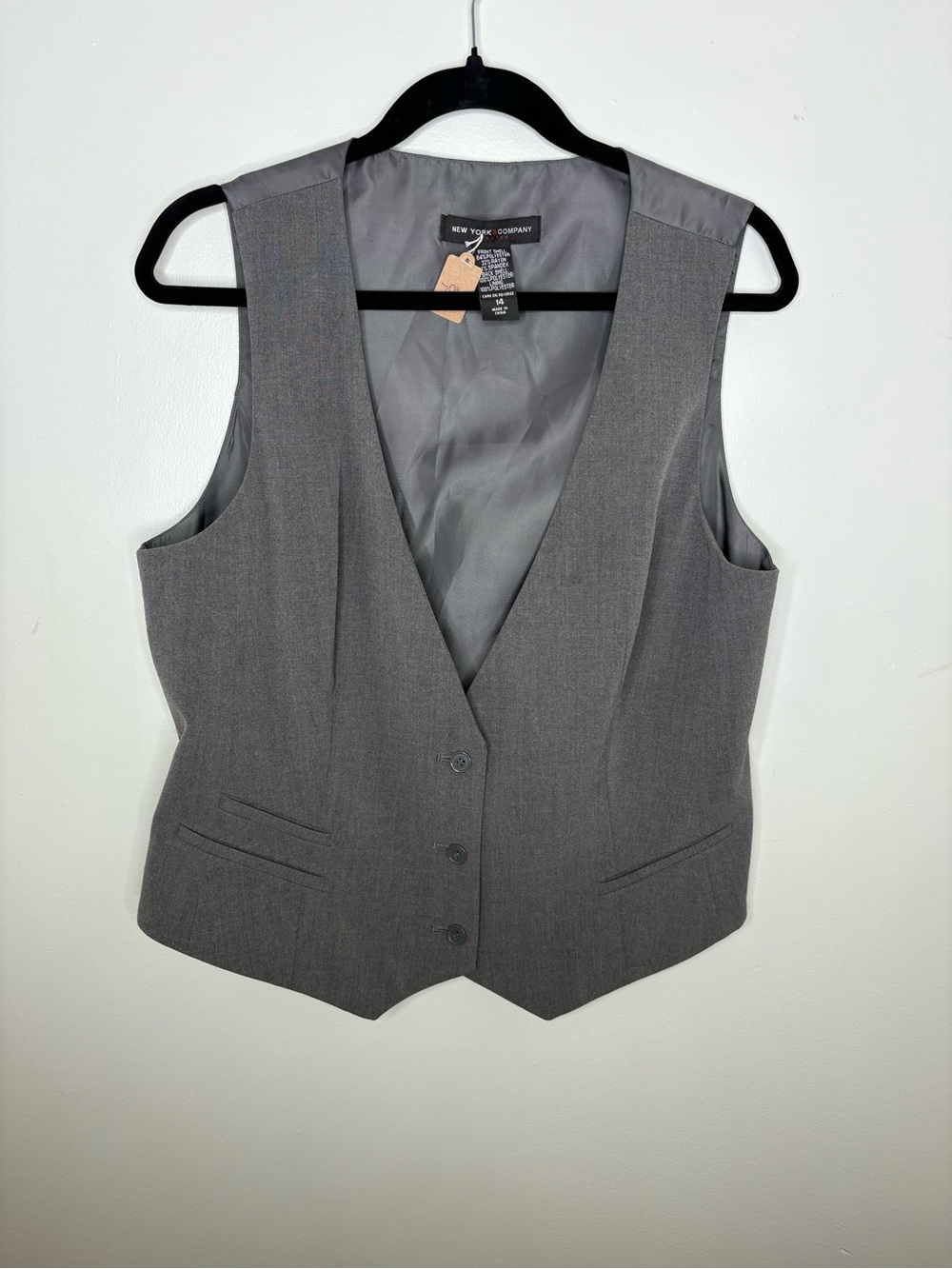 New York & Company Light Gray Women's Tailored Vest